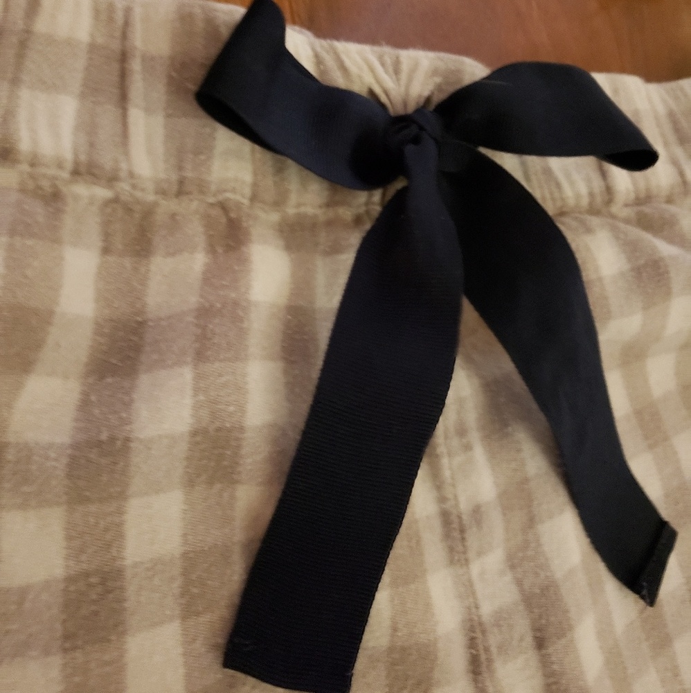 Aerie Pajama Shorts Checkered. Blue Bow. - Picture 3 of 7